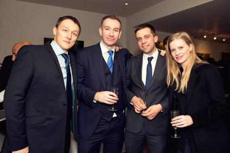 Ильдар Узбеков (крайний слева) с друзьями
