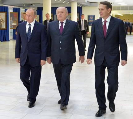 Слева направо: Владимир Путин, Михаил Фрадков и Сергей Нарышкин