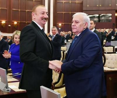 Ильхам Алиев (слева) и Октай Асадов
