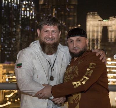 Рамзан Кадыров (слева) и Дауд Сельмурзаев