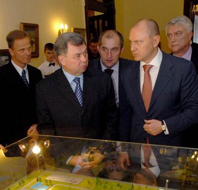 На переднем плане: Анатолий Артамонов и Феликс Бажанов (справа). На заднем плане крайний слева: Пиэр Майнерт Кристенсен