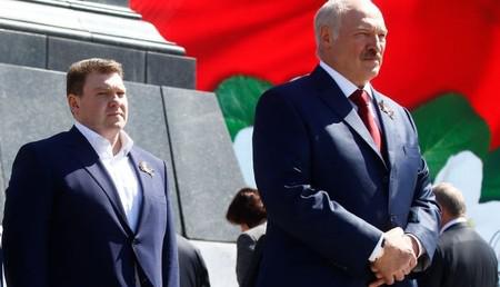 Дмитрий (слева) и Александр Лукашенко