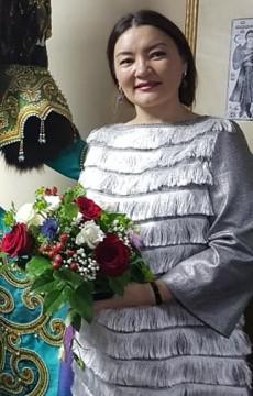 Айна Неустроева-Алибекова