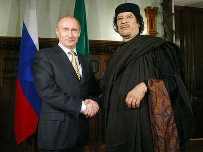 Встреча Владимира Путина и Муаммара Каддафи в Москве