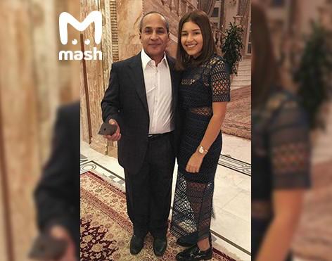 Зияд Манасир с дочерью