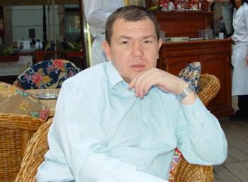 Владислав Костарев