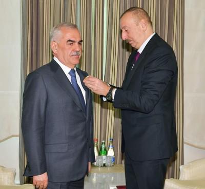 Васиф Талыбов (слева) и Ильхам Алиев 