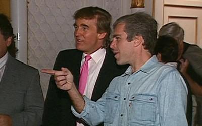 Дональд Трамп (слева) и Джеффри Эпштейн